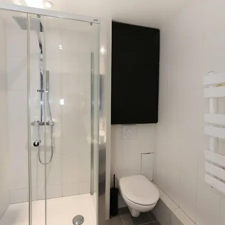 شقة Cosy Proche Universite 13 - 4p - Flat Guest *